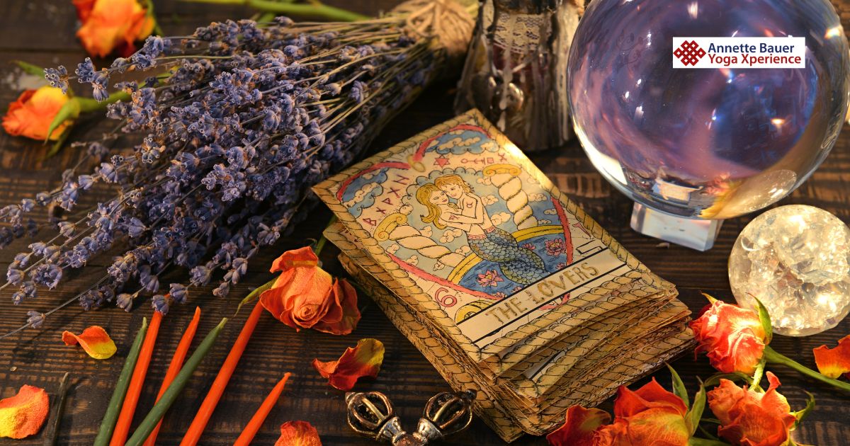 Orakle, Tarot, Karten, Buecher Annette Bauer Yoga Xperience